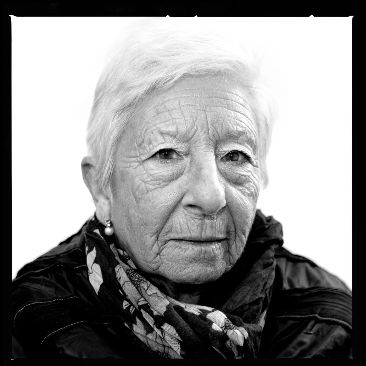 Porträt 6 von 80 aus „Porträtbuch“, aufgenommen 2011 mit einer Canon EOS-1D Mark III von Yago Partal.